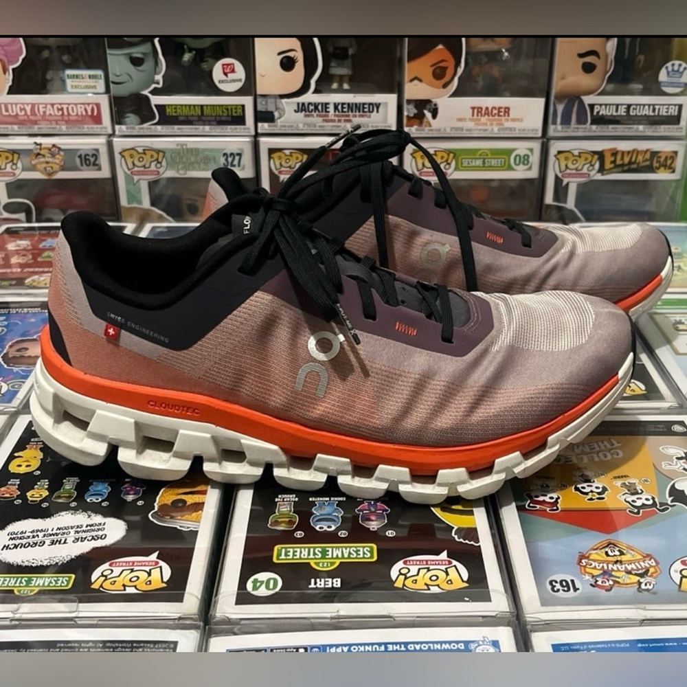 On Womens Cloudflow 4 Road Running Shoe